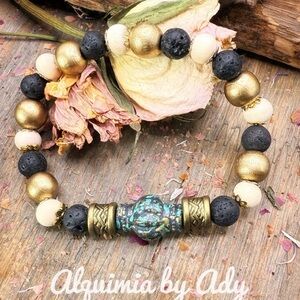 Maximalist western lava rock bracelet EARTHY